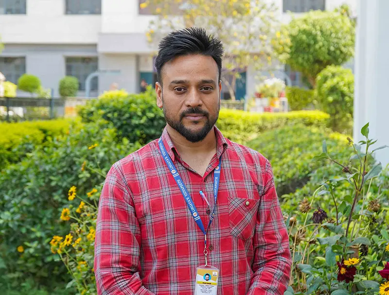 Ar. Vivek Painuli